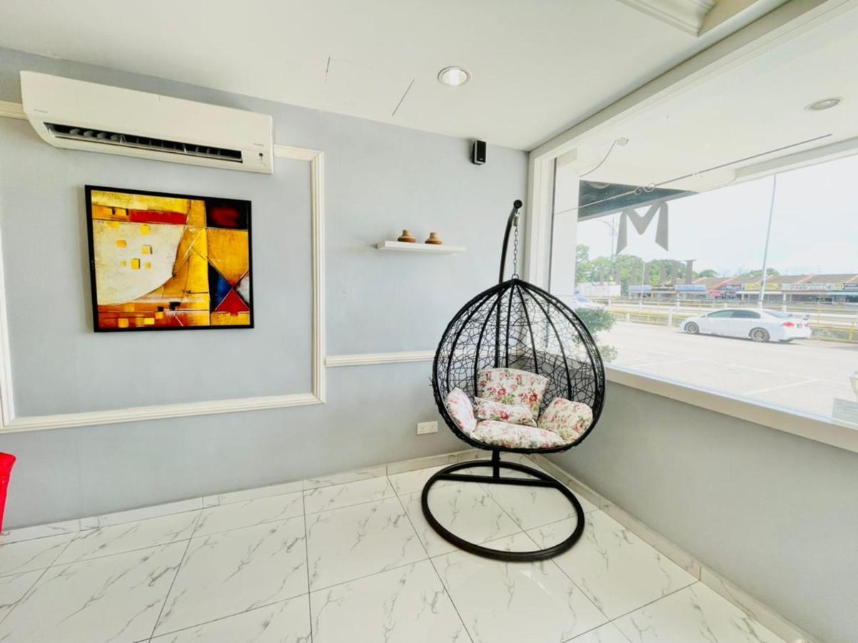 M Hotel Τζόχορ Μπάχρου Εξωτερικό φωτογραφία
